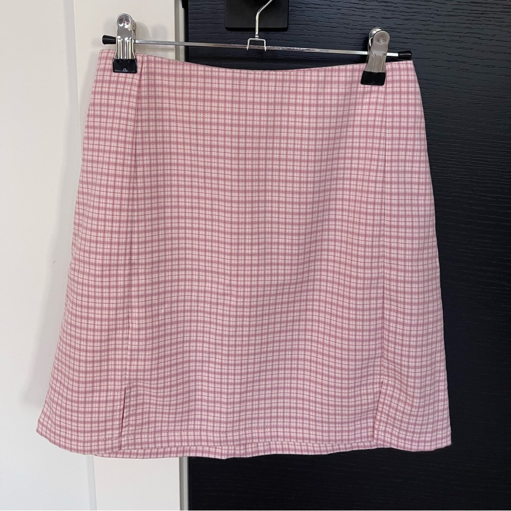 brandy melville plaid baby pink cara skirt